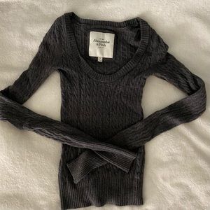 abercrombie and fitch cable knit long sleeve